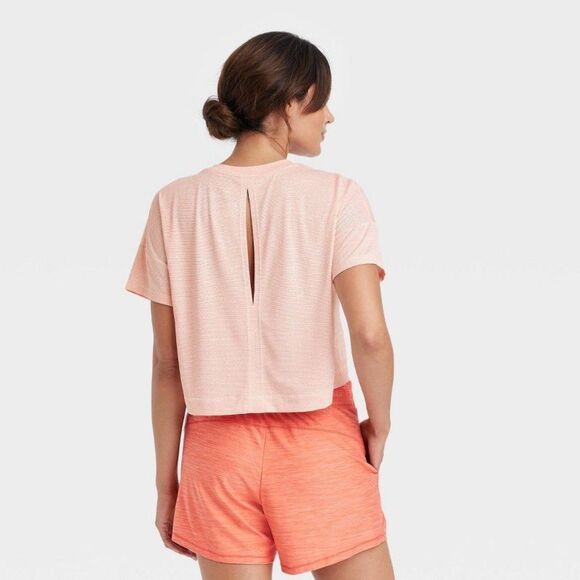 all in motion Athletic Crop Top Running cutout - Picture 3 of 11